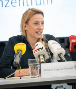 LR Bogner-Strauß appelliert, das Angebot anzunehmen © Land Steiermark/Streibl LR Bogner-Strauß appelliert, das Angebot anzunehmen © Land Steiermark/Streibl