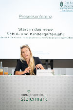 LR Juliane Bogner-Strauß ist zuversichtlich, dass ein guter Start in das neue Schuljahr gelingen wird. © Fotos: Land Steiermark/Streibl; bei Quellenangabe honorarfrei LR Juliane Bogner-Strauß ist zuversichtlich, dass ein guter Start in das neue Schuljahr gelingen wird. © Fotos: Land Steiermark/Streibl; bei Quellenangabe honorarfrei
