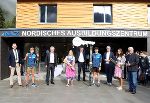 Bgm. Thomas Rauninger, LH-Stv. Anton Lang, VK Werner Kogler, Sport-LR Christopher Drexler, ÖSV-Vizepräsident Toni Leikam mit NachwuchssportlerInnen des NAZ. © GEPA Pictures/Nutzung bei Quellenangabe honorarfrei Bgm. Thomas Rauninger, LH-Stv. Anton Lang, VK Werner Kogler, Sport-LR Christopher Drexler, ÖSV-Vizepräsident Toni Leikam mit NachwuchssportlerInnen des NAZ. © GEPA Pictures/Nutzung bei Quellenangabe honorarfrei