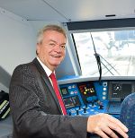 LH-Stv. Anton Lang bedankt sich bei allen Lenkerinnen und Lenkern für ihren Einsatz in diesem schwierigen Jahr © Land Steiermark LH-Stv. Anton Lang bedankt sich bei allen Lenkerinnen und Lenkern für ihren Einsatz in diesem schwierigen Jahr © Land Steiermark