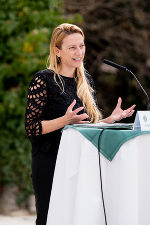 Gesundheitslandesrätin Juliane Bogner-Strauß: "Es sind zwei Säulen auf denen die steirische Impfstrategie ruht." © Land Steiermark/Jesse Streibl. Bei Quellenangabe honorarfrei. Gesundheitslandesrätin Juliane Bogner-Strauß: "Es sind zwei Säulen auf denen die steirische Impfstrategie ruht." © Land Steiermark/Jesse Streibl. Bei Quellenangabe honorarfrei.