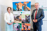 Tierschutzombudsfrau Barbara Fiala-Köck und Landeshauptmann-Stellvertreter Anton Lang präsentierten den aktuellen Tätigkeitsbericht.