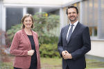 Wissenschafts- und Forschungslandesrätin Barbara Eibinger-Miedl mit dem neuen Aufsichtsrats-Vorsitzenden der FH JOANNEUM Markus Tomaschitz. © Foto Fischer