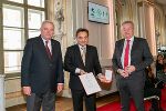 Großes Goldenes Ehrenzeichen für Verdienste um die Republik Österreich für Alfred Gutschelhofer © Land Steiermark/Robert Frankl; Verwendung bei Quellenangabe honorarfrei Großes Goldenes Ehrenzeichen für Verdienste um die Republik Österreich für Alfred Gutschelhofer