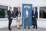 Landesrätin Barbara Eibinger-Miedl, Ifis Abderrazzaq (Director Engineering Future Manufacturing bei AT&S), Andreas Gerstenmayer (CEO AT&S AG). © KPhotography Landesrätin Barbara Eibinger-Miedl, Ifis Abderrazzaq (Director Engineering Future Manufacturing bei AT&S), Andreas Gerstenmayer (CEO AT&S AG).