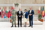 v.l.n.r.: EUFOR-Kommandant GenMaj Anton Wessely, EU-Botschafter Johann Sattler, Landtagspräsidentin Manuela Khom, Landesrat Christopher Drexler in Sarajevo v.l.n.r.: EUFOR-Kommandant GenMaj Anton Wessely, EU-Botschafter Johann Sattler, Landtagspräsidentin Manuela Khom, Landesrat Christopher Drexler in Sarajevo