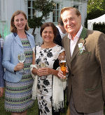 Die Landesrätinnen Barbara Eibinger-Miedl und Doris Kampus und Konsul Rudi Roth.