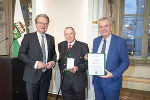 LH Christopher Drexler, Robert Ofner, LH-Stv. Anton Lang (v.l.). © Fischer/ Land Steiermark LH Christopher Drexler, Robert Ofner, LH-Stv. Anton Lang (v.l.).