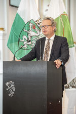 LH Christopher Drexler würdigte die Leistungen der Musikerinnen und Musiker. © Land Steiermark/ Fischer LH Christopher Drexler würdigte die Leistungen der Musikerinnen und Musiker.