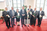 J. Mülner, LH-Stv. Anton Lang, A. Rieder, LH Christopher Drexler, E. Edl, G. Kirchengast, M. Droschl, M. Oberhumer (v.l.) © Land Steiermark/ Fischer