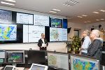 Fachabteilungsleiter Harald Eitner in der Landeswarnzentrale beim Lageupdate. © Land Steiermark; bei Quellenangabe honorarfrei Fachabteilungsleiter Harald Eitner in der Landeswarnzentrale beim Lageupdate.