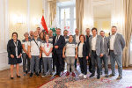 LH Christopher Drexler gratulierte im Weißen Saal der Grazer Burg den steirischen Medaillengewinnern der „Special Olympics World Summer Games“ in Berlin.
