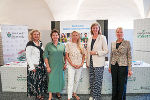 Pressekonferenz zum regionalen Gleichstellungsmanagement: Alexandra Nagl, LR Ursula Lackner, LR Juliane Bogner-Strauß, LR Barbara Eibinger-Miedl und Daniela Adler (v.l.) im Medienzentrum Steiermark. © Land Steiermark/Tamara Häusl; Verwendung bei Quellenangabe honorarfrei