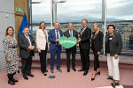 LR Doris Kampus, LR Werner Amon, LR Barbara Eibinger Miedl, LH-Stv. Anton Lang, EU-Kommissar Johannes Hahn, LH Christopher Drexler, LR Juliane Bogner-Strauß und LR Ursula Lackner (v.l.)