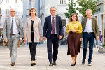 IV-Präsident Stefan Stolitzka, Wirtschaftslandesrätin Barbara Eibinger-Miedl, Landeshauptmann Christopher Drexler, Soziallandesrätin Doris Kampus und WKO-Präsident Josef Herk (v.l.)