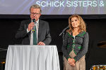 Benefizgala in der Aula der Alten Universität: LH Christopher Drexler und Krebshilfe-Präsidentin Florentia Peintinger.
