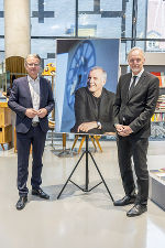 Auf Antrag von Landeshauptmann Christopher Drexler und Kulturstadtrat Günter Riegler wird der „Gerhard Hirschmann-Preis für kritisches Denken″ an Helmut Marko verliehen. © Foto Fischer; bei Quellenangabe honorarfrei Auf Antrag von Landeshauptmann Christopher Drexler und Kulturstadtrat Günter Riegler wird der „Gerhard Hirschmann-Preis für kritisches Denken″ an Helmut Marko verliehen.