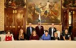 15 Jahre UN-Behindertenrechtskonvention: Landtagspräsidentin Manuela Khom und Soziallandesrätin Doris Kampus mit Katharina Steiner (Selbstbestimmt Leben), Barbara Sima-Ruml (Sachverständige für barrierefreies Bauen), Daniela Rammel und Matthias Grasser (Monitoringausschuss; 1. Reihe v.l.n.r.) sowie Siegfried Suppan (Anwalt für Menschen mit Behinderung), Dietmar Ogris (Selbstbestimmt Leben) und Christian Schoier (Steiermärkischer Monitoringausschuss) (stehend v.l.) © Land Steiermark/Robert Frankl; Verwendung bei Quellenangabe honorarfrei 15 Jahre UN-Behindertenrechtskonvention: Landtagspräsidentin Manuela Khom und Soziallandesrätin Doris Kampus mit Katharina Steiner (Selbstbestimmt Leben), Barbara Sima-Ruml (Sachverständige für barrierefreies Bauen), Daniela Rammel und Matthias Grasser (Monitoringausschuss; 1. Reihe v.l.n.r.) sowie Siegfried Suppan (Anwalt für Menschen mit Behinderung), Dietmar Ogris (Selbstbestimmt Leben) und Christian Schoier (Steiermärkischer Monitoringausschuss) (stehend v.l.)