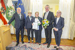 Edwin Benko, Katharina Purtscher-Penz, Hannelore Schlager, Landeshauptmann Christopher Drexler und die Zweite Landtagspräsidentin Gabriele Kolar (v.l.).