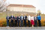 Die Steiermärkische Landesregierung und die Landtags-Klubobleute von ÖVP und SPÖ in Stainz. © Land Steiermark Die Steiermärkische Landesregierung und die Landtags-Klubobleute von ÖVP und SPÖ in Stainz.