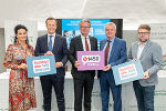 GVG-Geschäftsführerin Petra Zinell, Gesundheitslandesrat Karlheinz Kornhäusl, Landeshauptmann Christopher Drexler, Landeshauptmann-Stellvertreter Anton Lang, Klubobmann Hannes Schwarz (v.l.) © Land Steiermark/Binder