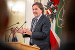 LH a.D. Franz Voves bedankte sich für die Auszeichnung © Land Steiermark/Robert Binder; Verwendung bei Quellenangabe honorarfrei LH a.D. Franz Voves bedankte sich für die Auszeichnung