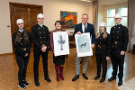 Neujahrsbesuch der Rauchfangkehrer in der Grazer Burg: Die Delegation der Innung überreichte Kalender mit Rauchfangkehrer-Motiven. © Land Steiermark; Verwendung bei Quellenangabe honorarfrei Neujahrsbesuch der Rauchfangkehrer in der Grazer Burg: Die Delegation der Innung überreichte Kalender mit Rauchfangkehrer-Motiven.