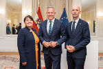 Landeshauptmann-Stellvertreterin Manuela Khom, Landeshauptmann Mario Kunasek und Finanzlandesrat Willibald Ehrenhöfer (v.l.)