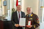 LH Mario Kunasek (li.) mit Anton Schmidt